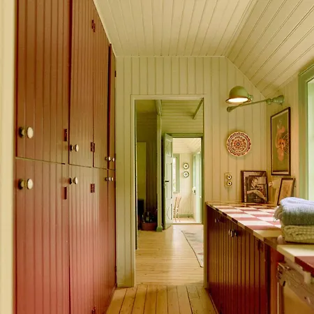 Peaceful Forest At Ordrup In 度假居